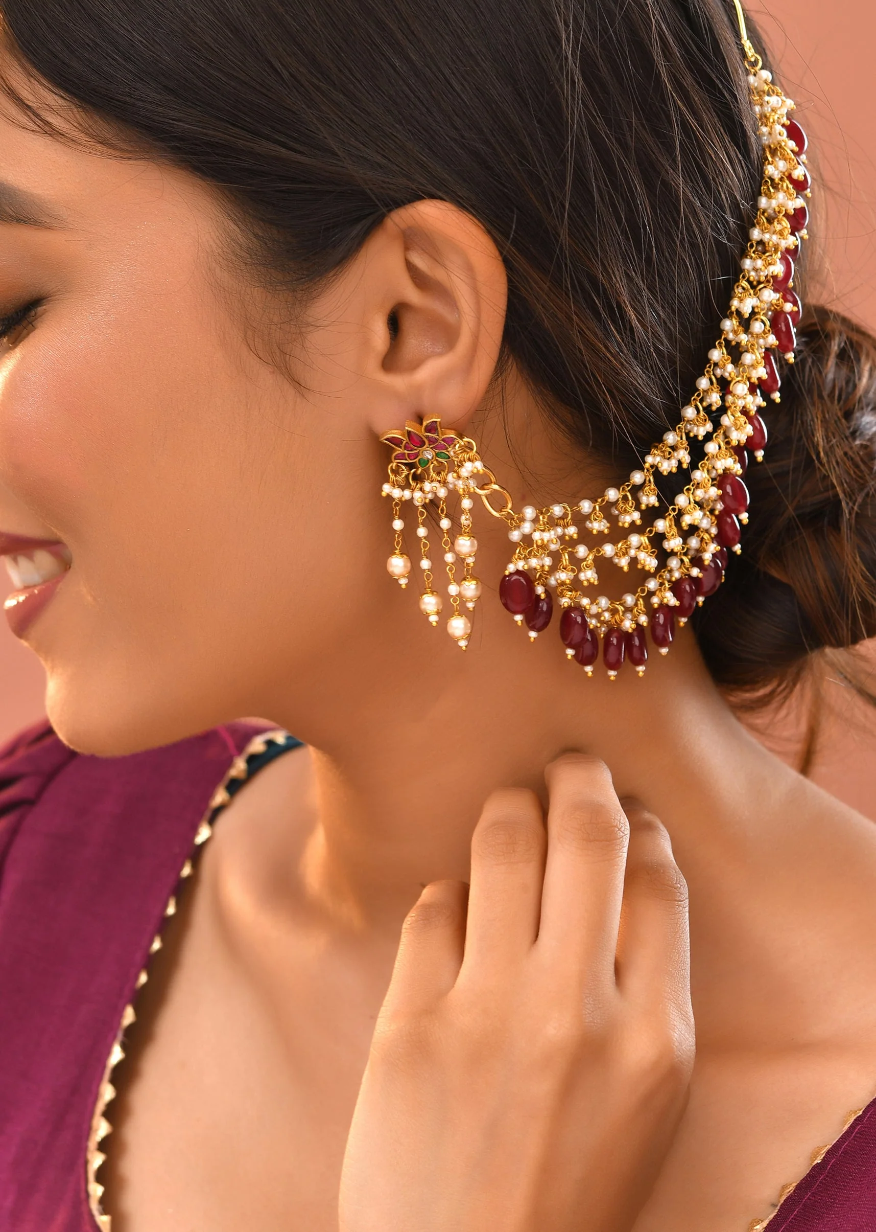 2609-red-kundan-bead-drop-earchain-set-1.webp Red Kundan Bead Drop Earchain Set