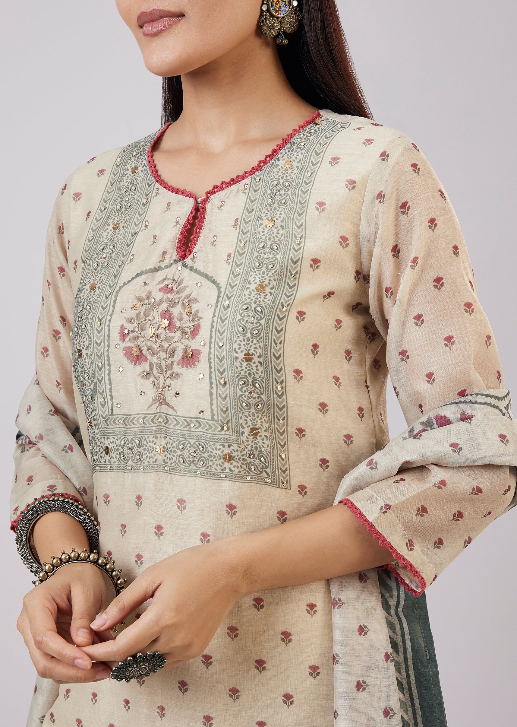 Maroon Chanderi Kurta Set with Zari And Mirror Work