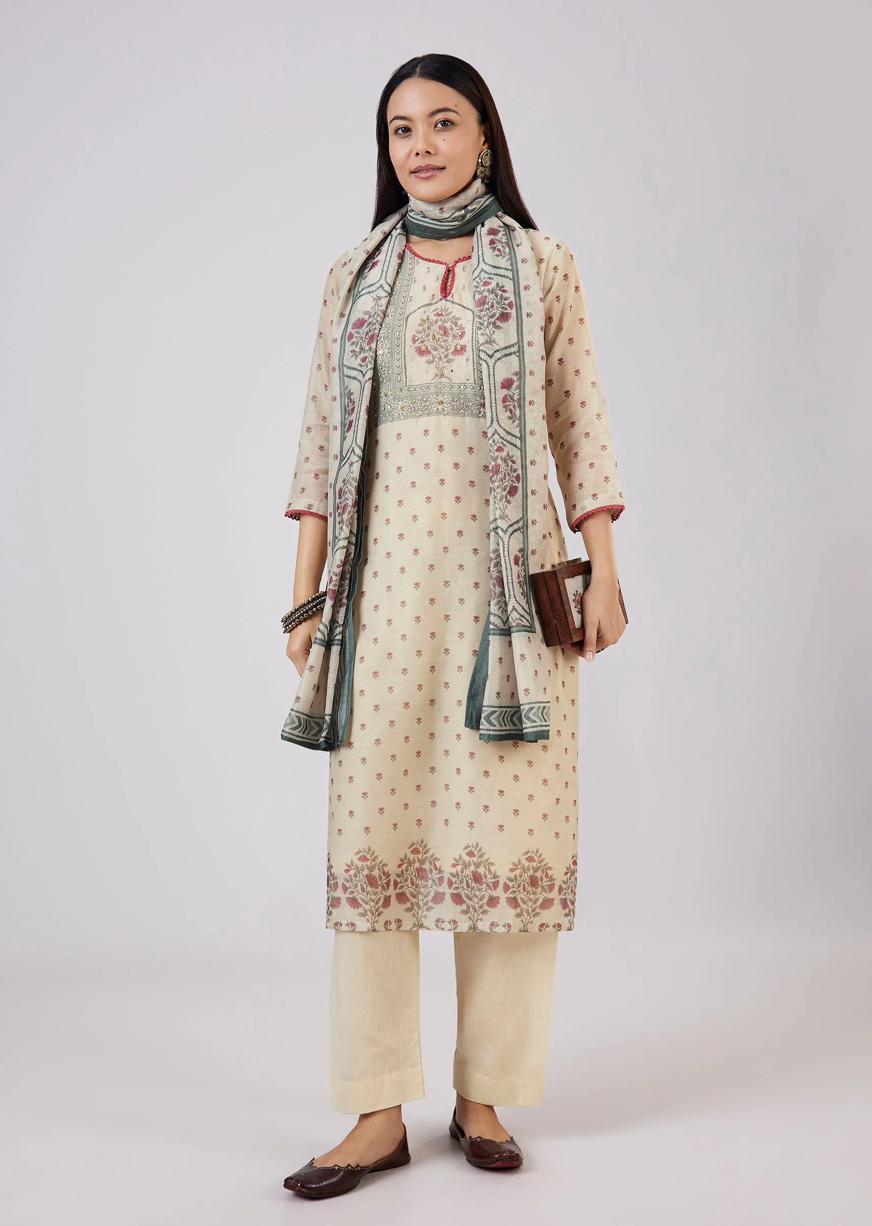 Maroon Chanderi Kurta Set with Zari And Mirror Work