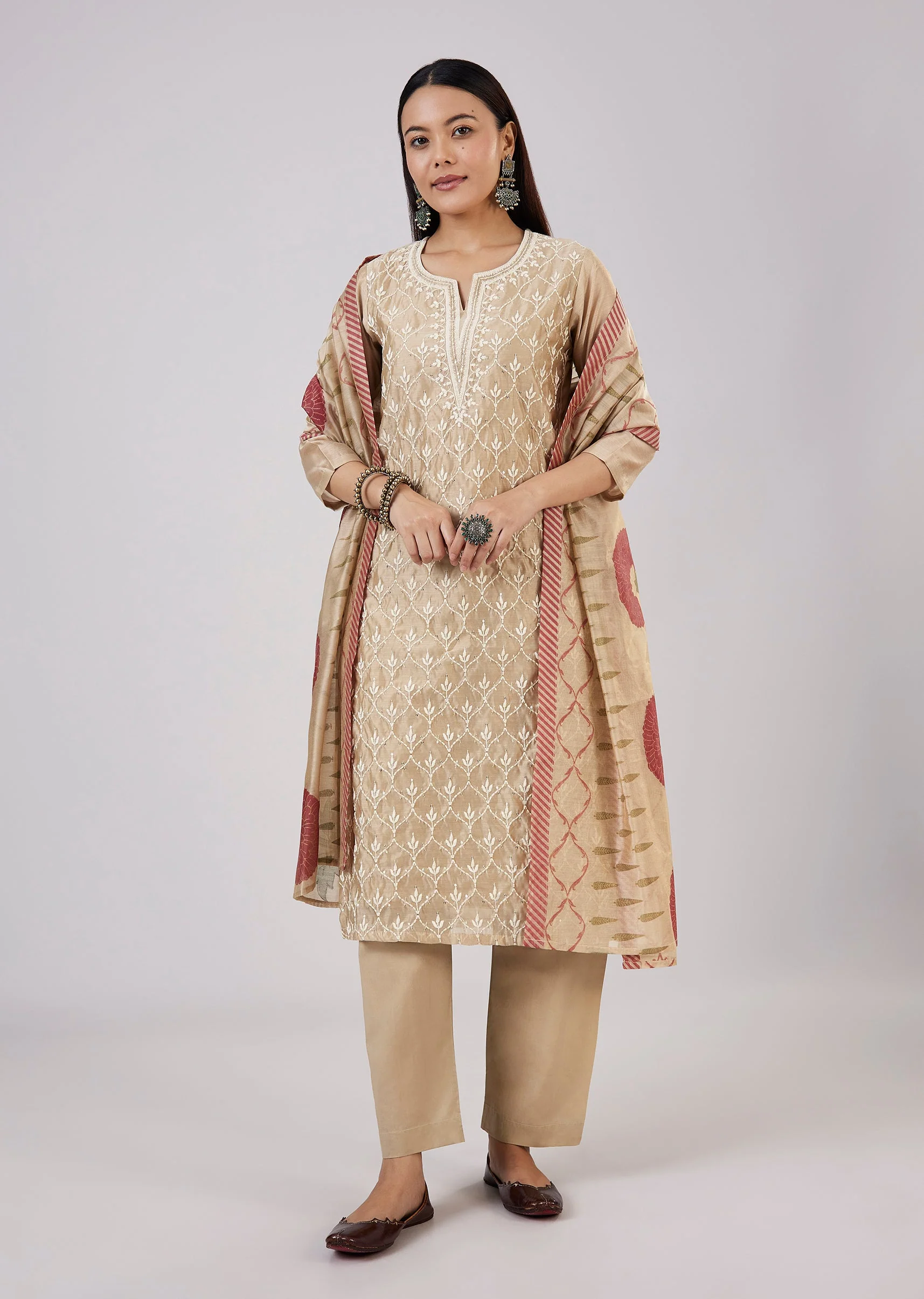 3156-beige-chanderi-kurta-set-with-thread-and-sequins-work-1.webp Beige Chanderi Kurta Set With Thread And Sequins Work