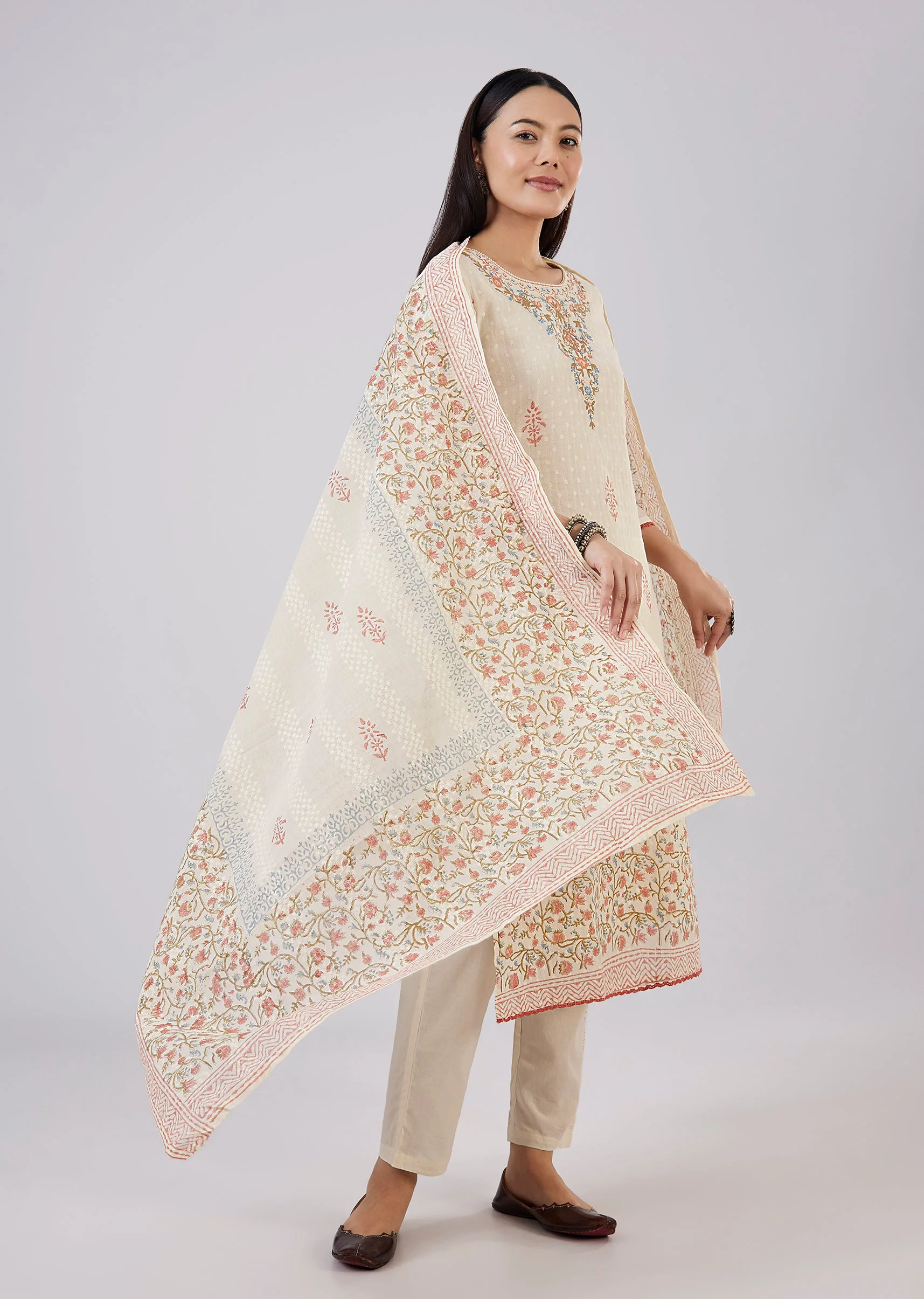 Ivory Cotton Kurta Set With Hand Block Print