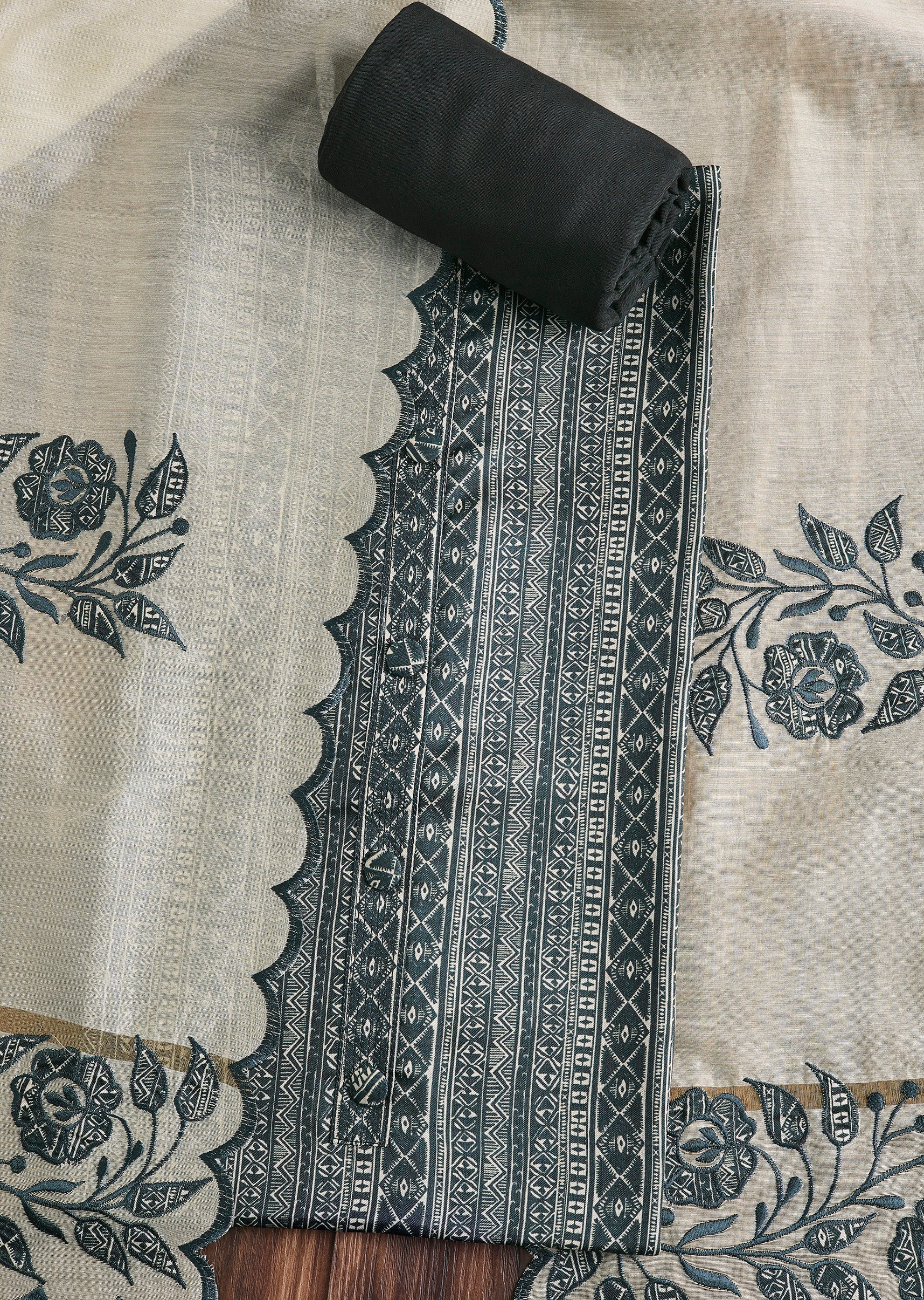 3572-midnight-black-cotton-printed-unstitched-suit-set-1.jpg Midnight Black Cotton Printed Unstitched Suit Set