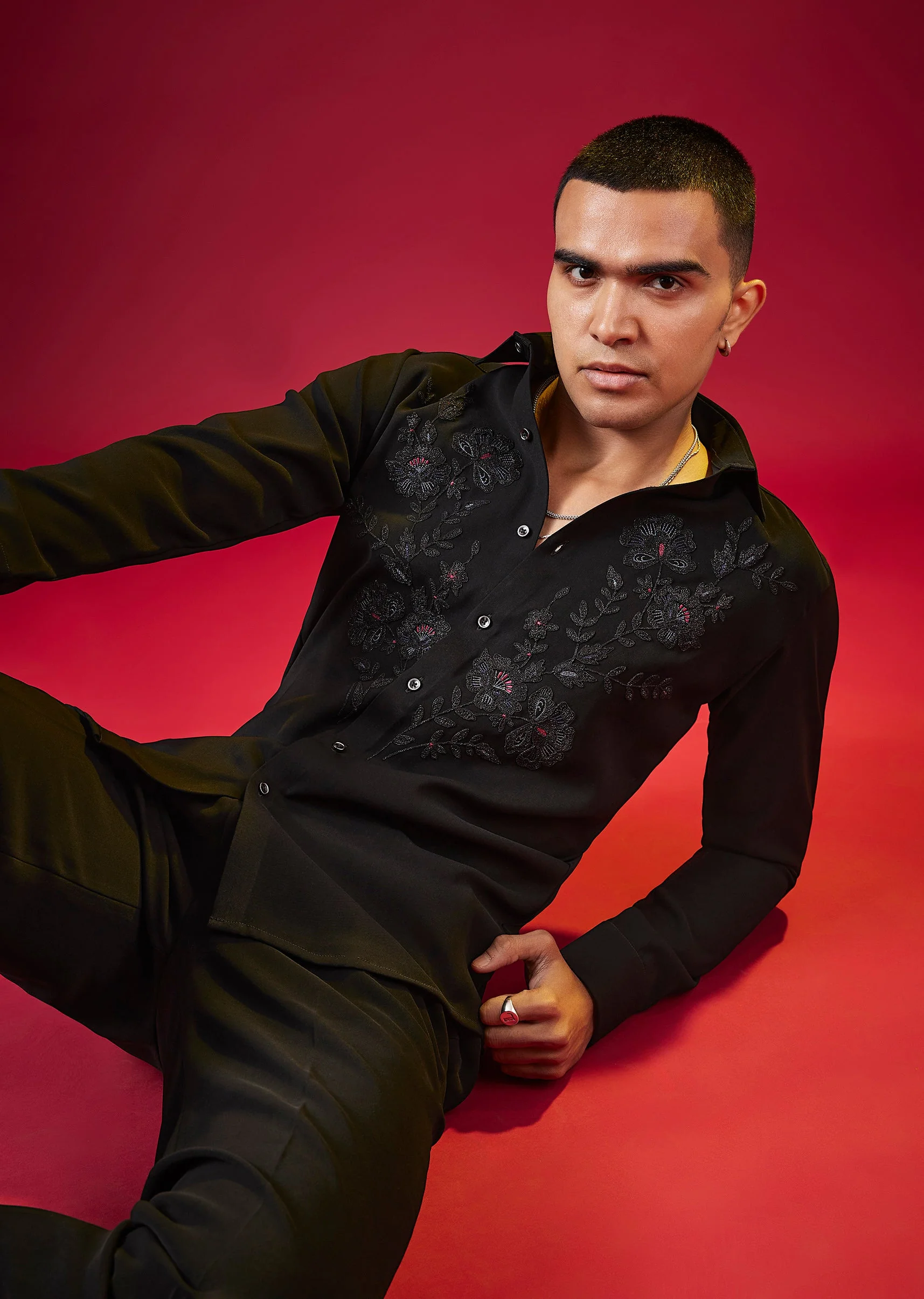 4060-black-thread-embroidered-mens-shirt-1.webp Black Thread Embroidered Mens Shirt