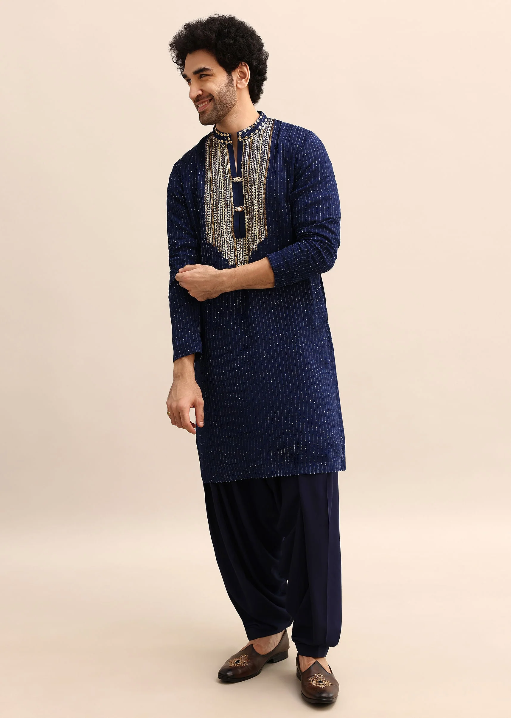 4404-navy-blue-gold-coin-work-kurta-salwar-set-1.webp Navy Blue Gold Coin Work Kurta Salwar Set