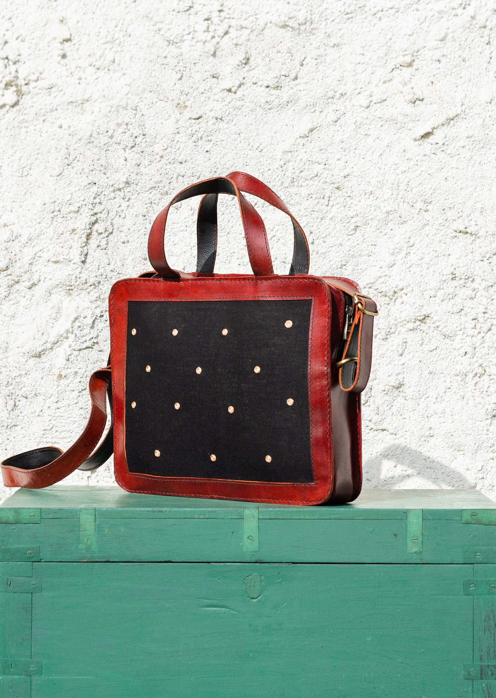 Handcraft hand embroidered leather bags
