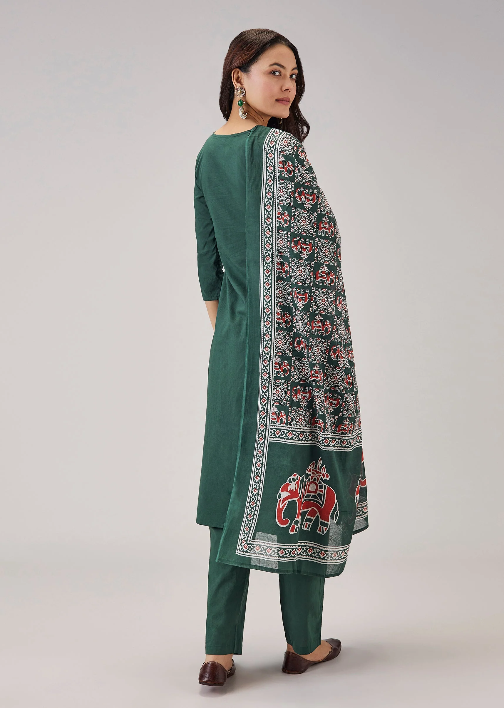 Green Bandhani Banarasi Dhoti Set And Gotta Work