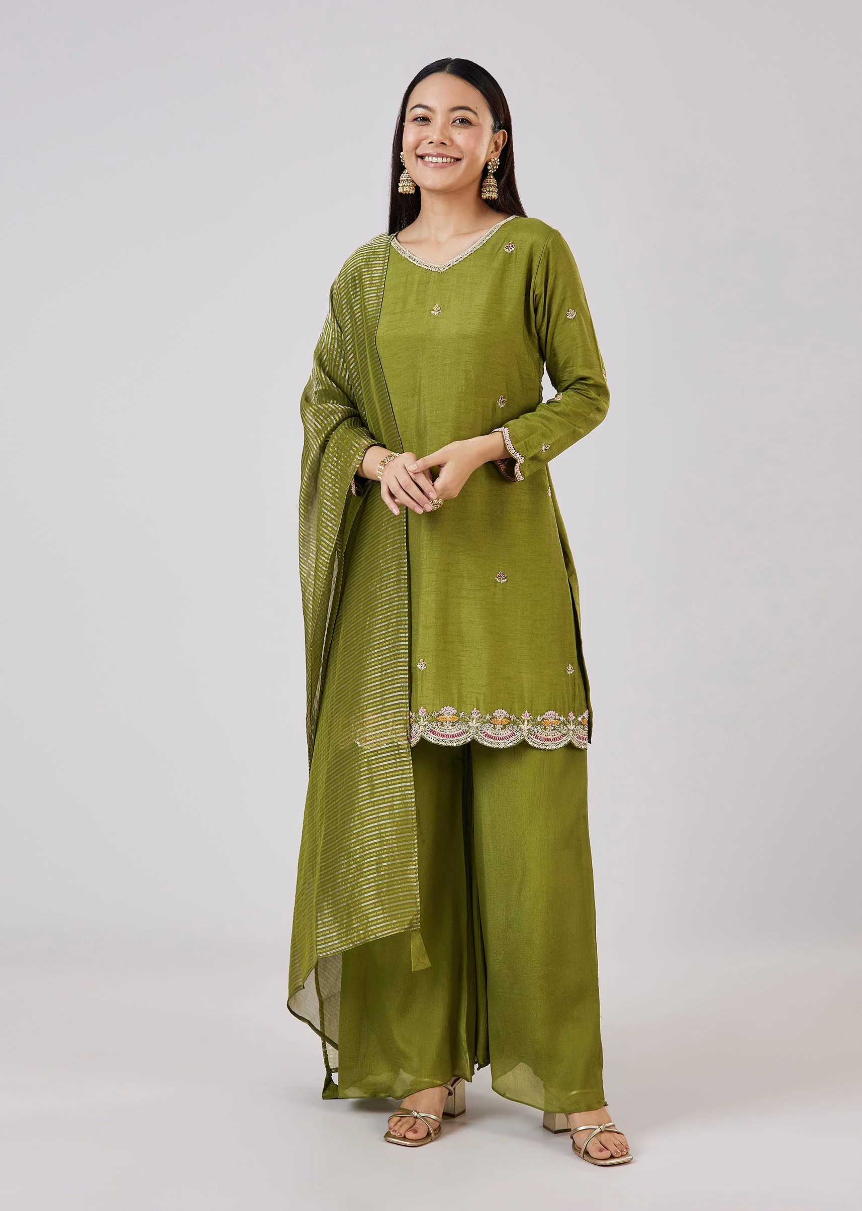 5966-green-silk-palazzo-set-with-zari-and-sequins-work-1.webp Green Silk Palazzo Set With Zari And Sequins Work