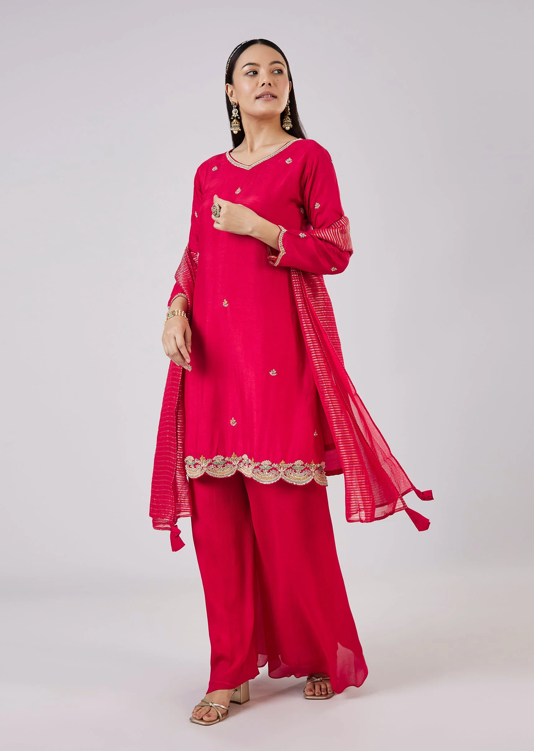 5974-pink-silk-palazzo-set-with-zari-and-sequins-work-1.webp Pink Silk Palazzo Set With Zari And Sequins Work
