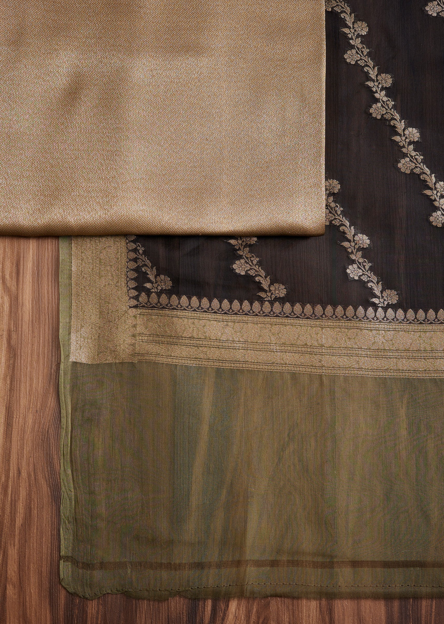 Classic Brown Tissue Suit Set