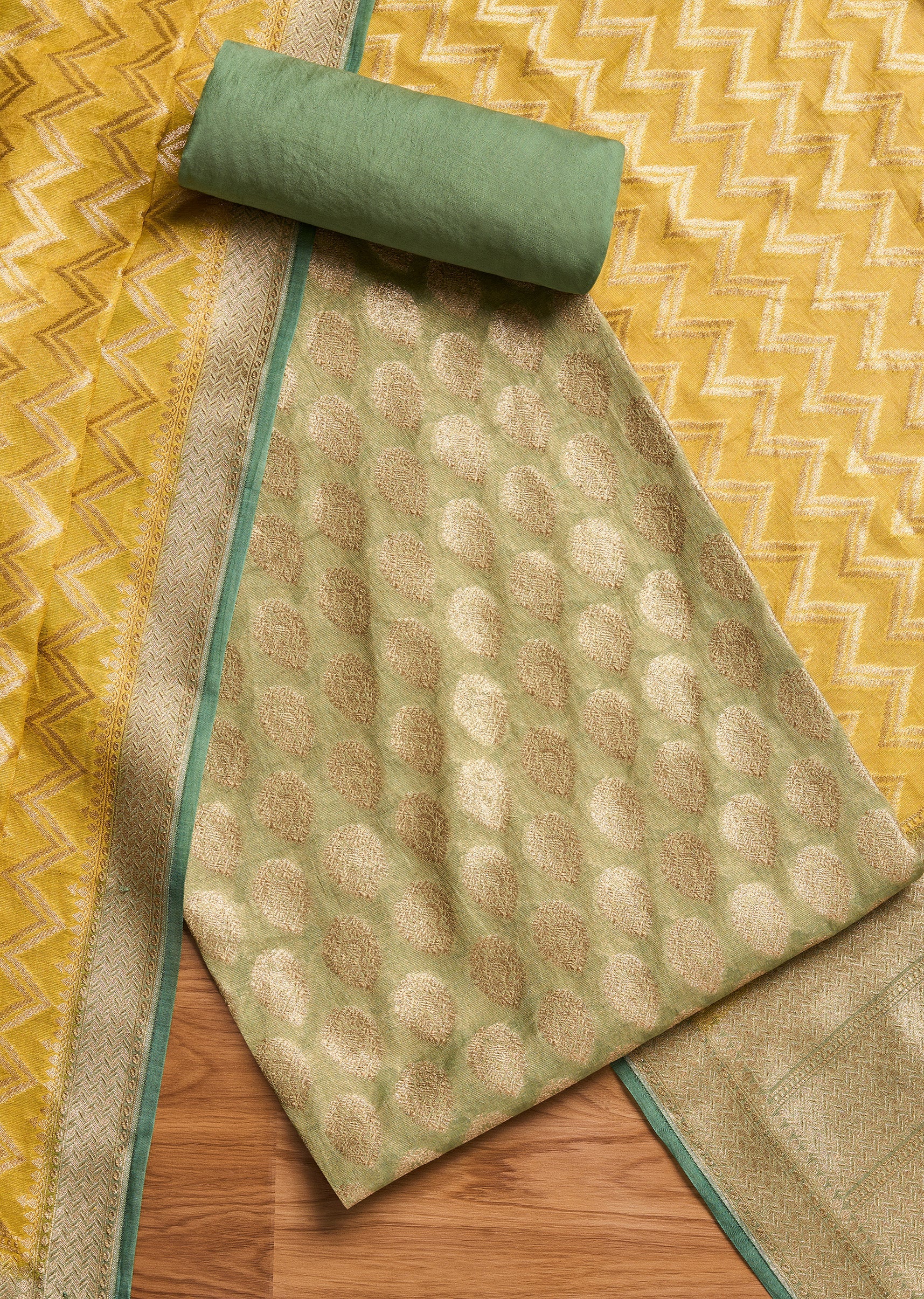 6019-green-brocade-banarasi-unstitched-suit-with-dupatta-1.jpg Green Brocade Banarasi Unstitched Suit With Dupatta
