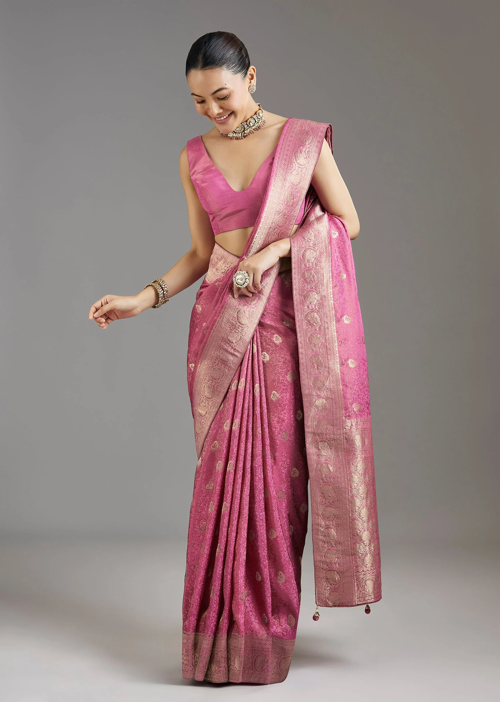 6371-onion-pink-dola-silk-jacquard-saree-1.webp Onion Pink Dola Silk Jacquard Saree
