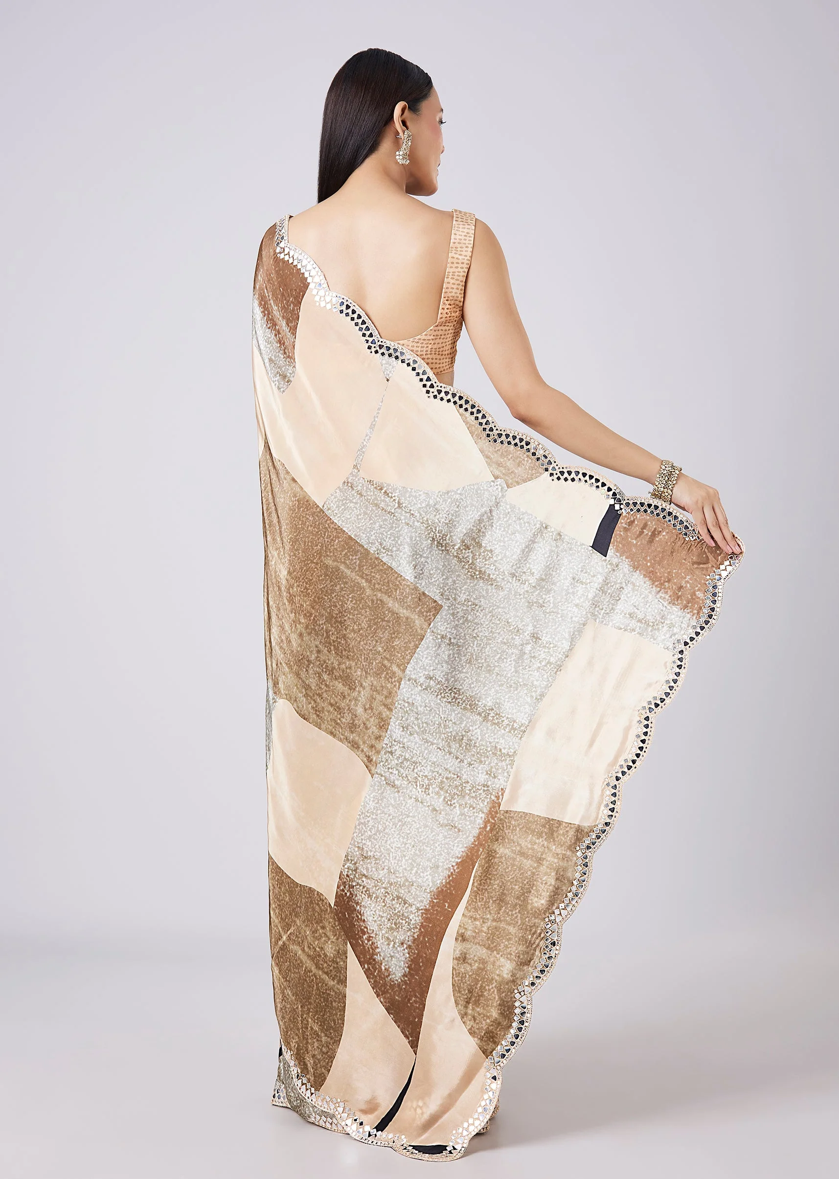 Multicolor Abstract Print Saree with Blouse