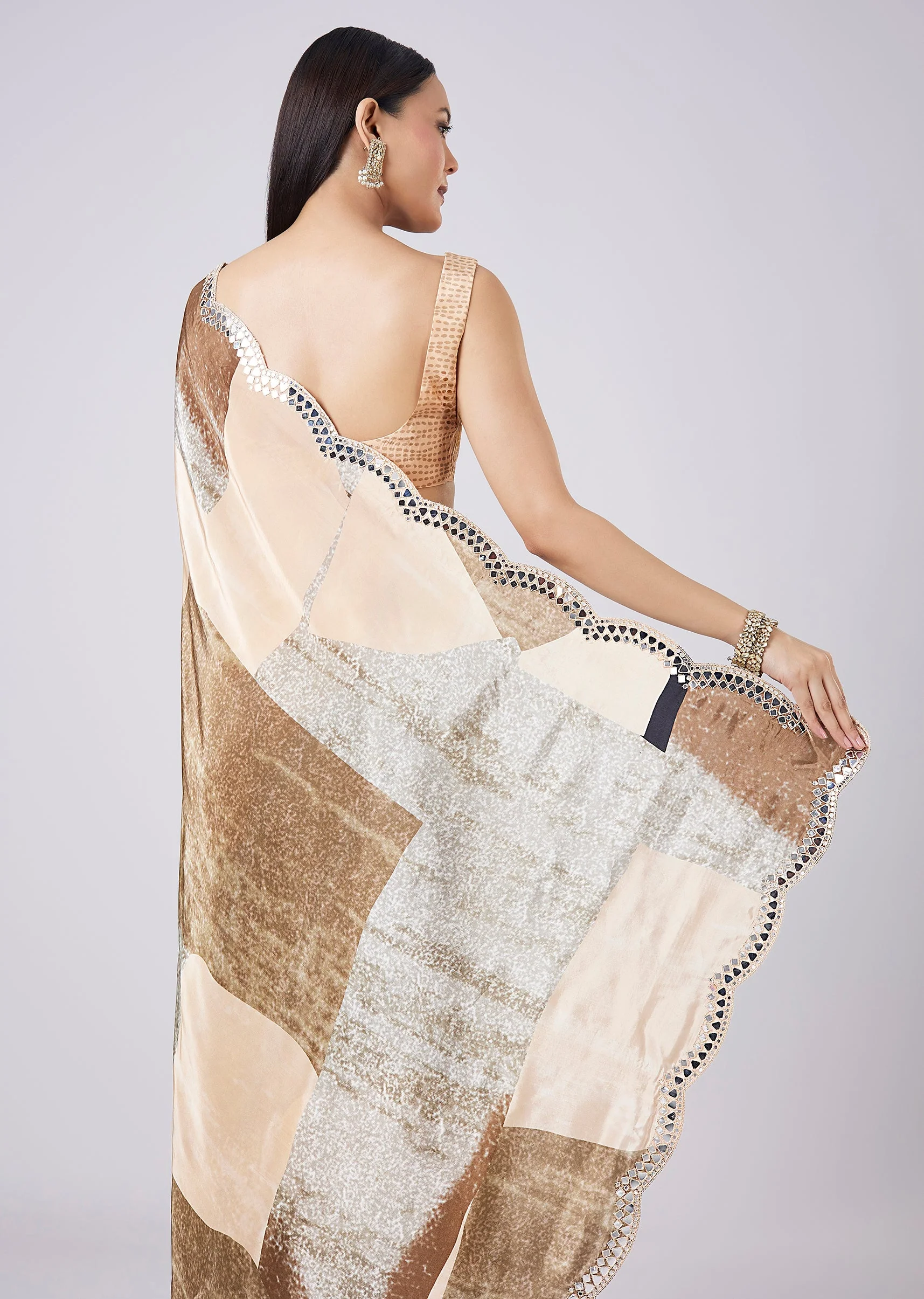 Multicolor Abstract Print Saree with Blouse