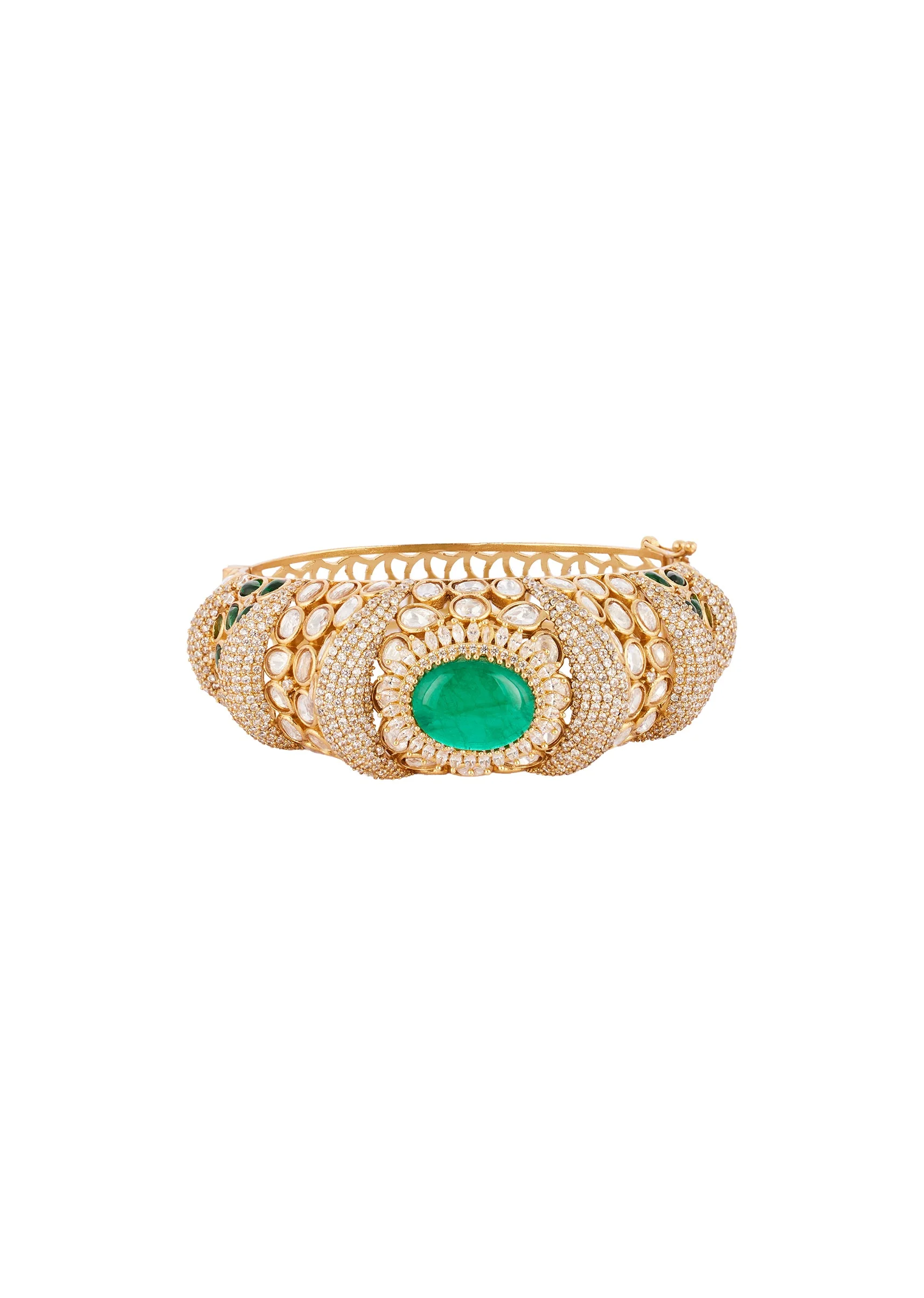 Gold Finish Ring In Kundan Polki