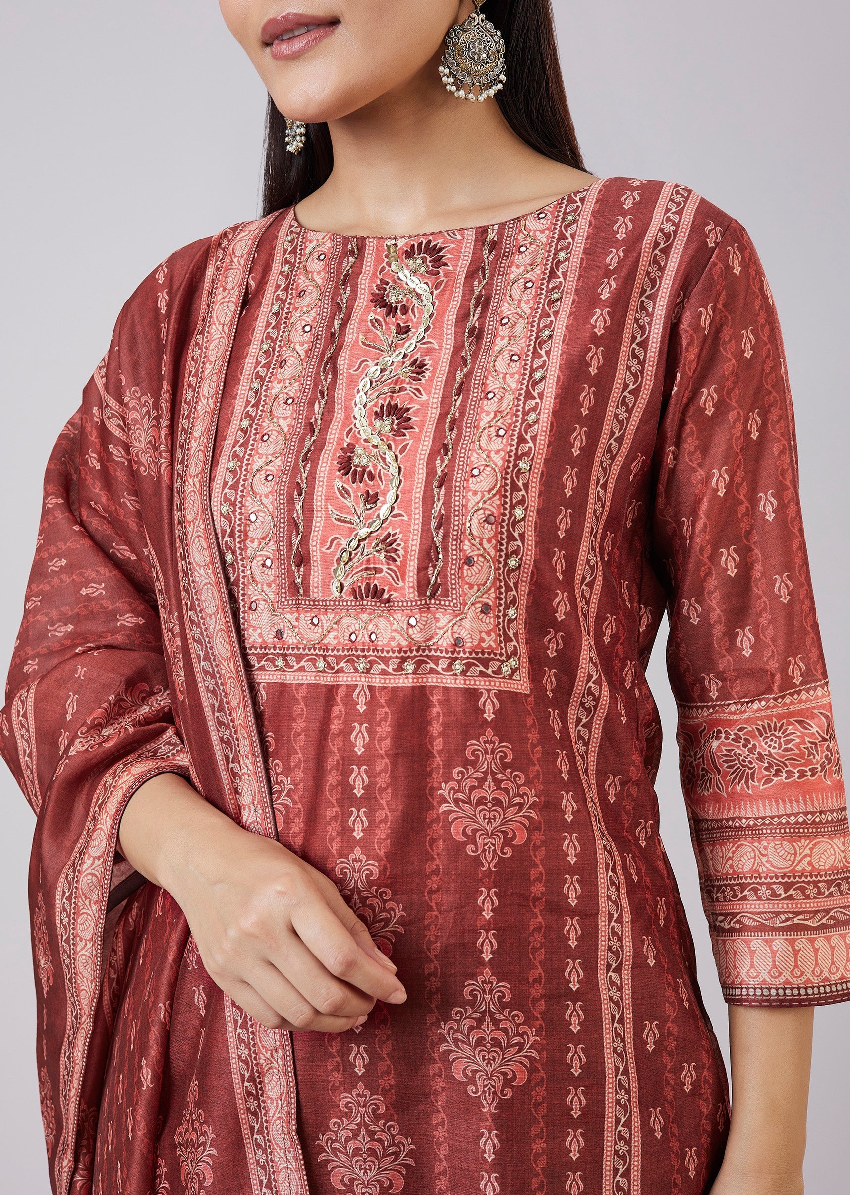 Maroon Chanderi Kurta Set With Sequins Detailing