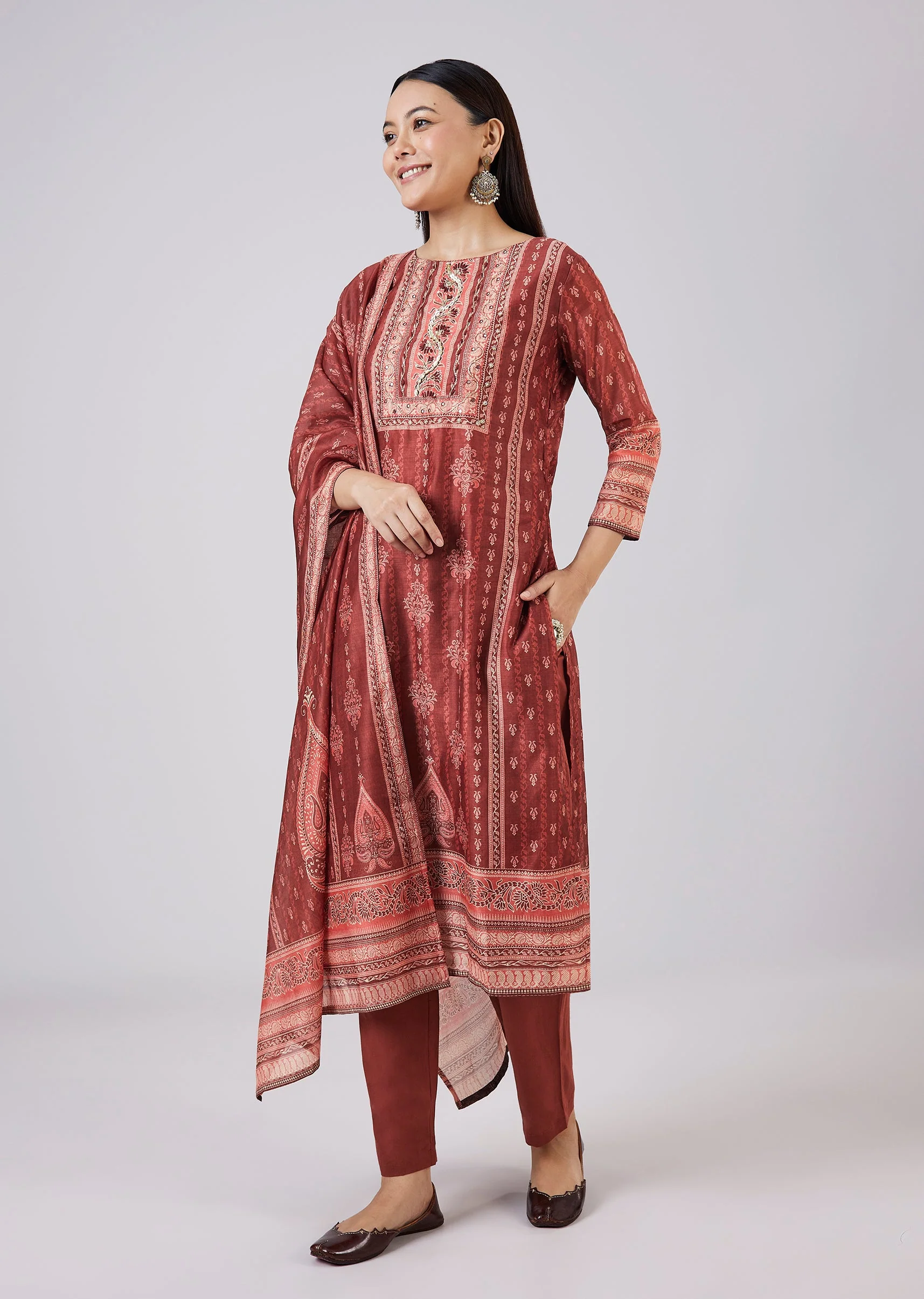Maroon Chanderi Kurta Set With Sequins Detailing