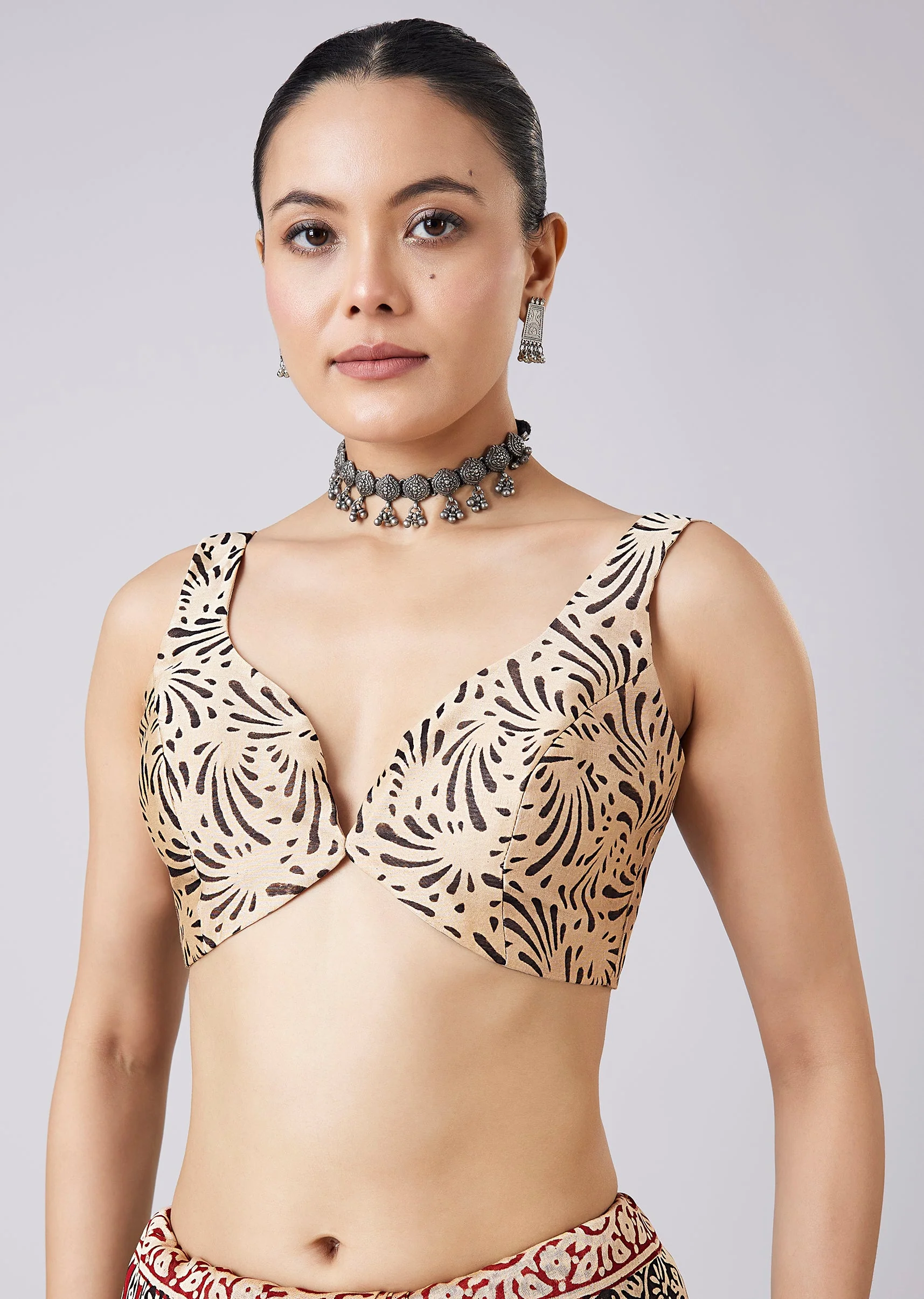 Cream Block Print Motif Saree with Unstitched Blouse