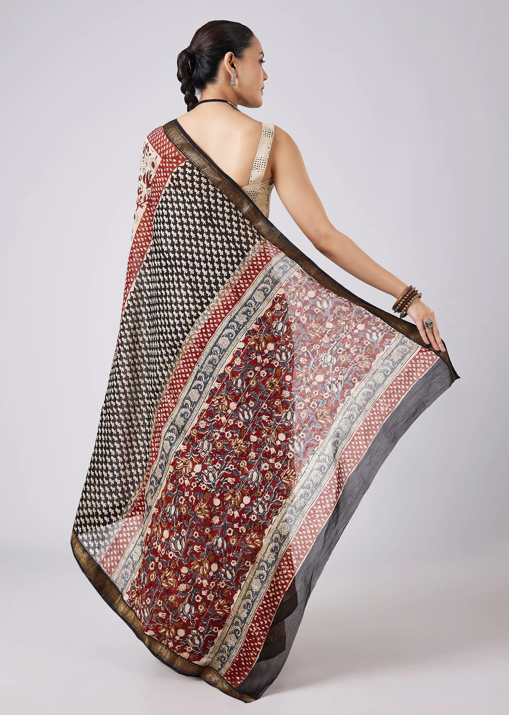 Cream Block Print Saree with Unstitched Blouse