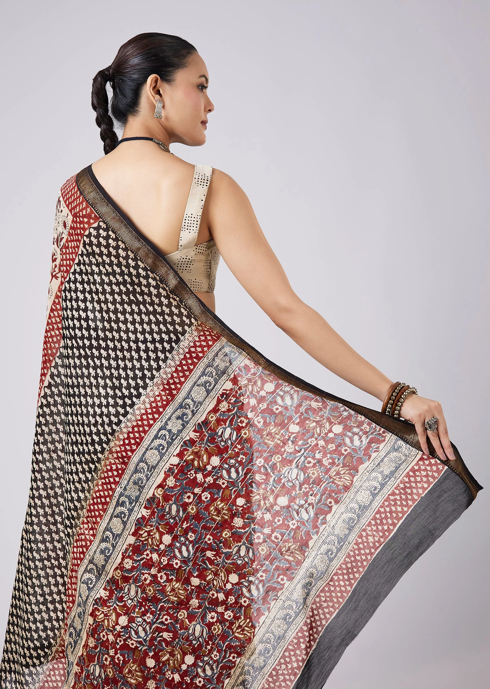 Cream Block Print Saree with Unstitched Blouse