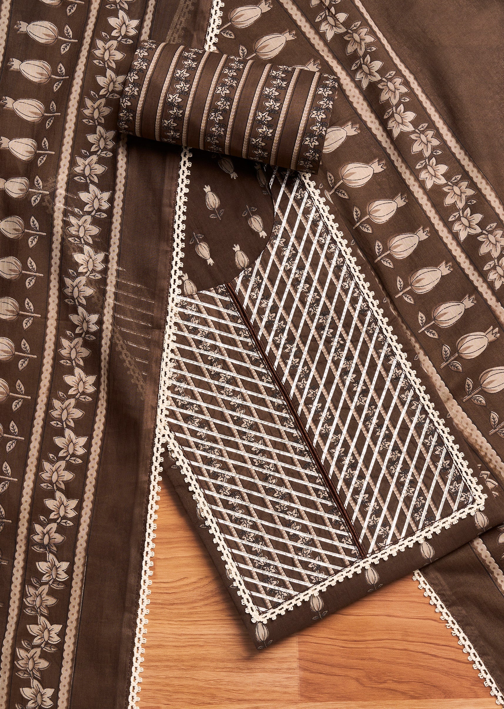 8065-brown-cotton-printed-unstitched-suit-set-with-dupatta-1.jpg Brown Cotton Printed Unstitched Suit Set With Dupatta
