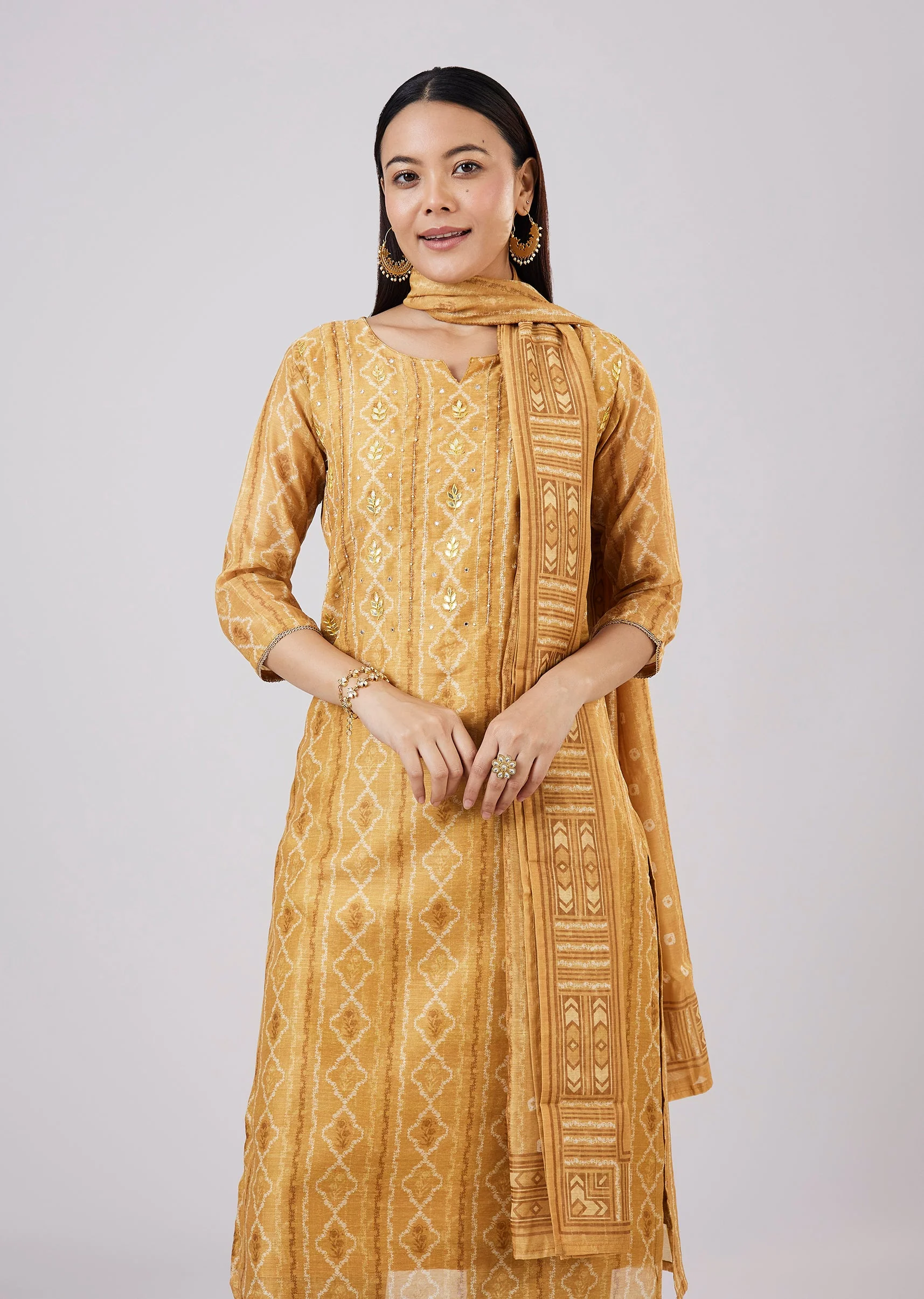 Yellow Chanderi Kurta Set With Gotta Patti Work