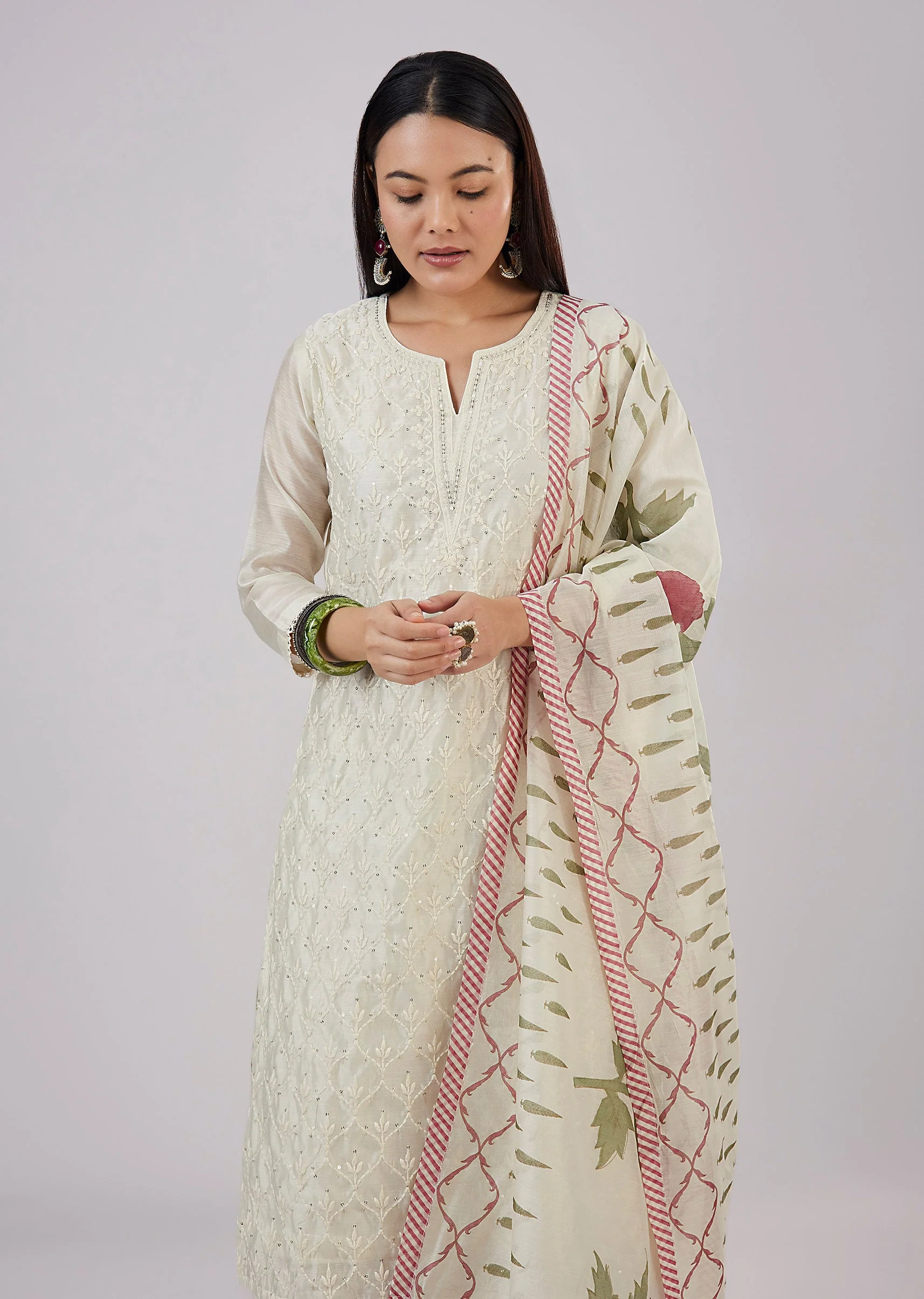 Cream Chanderi Kurta Set With Embellished Work