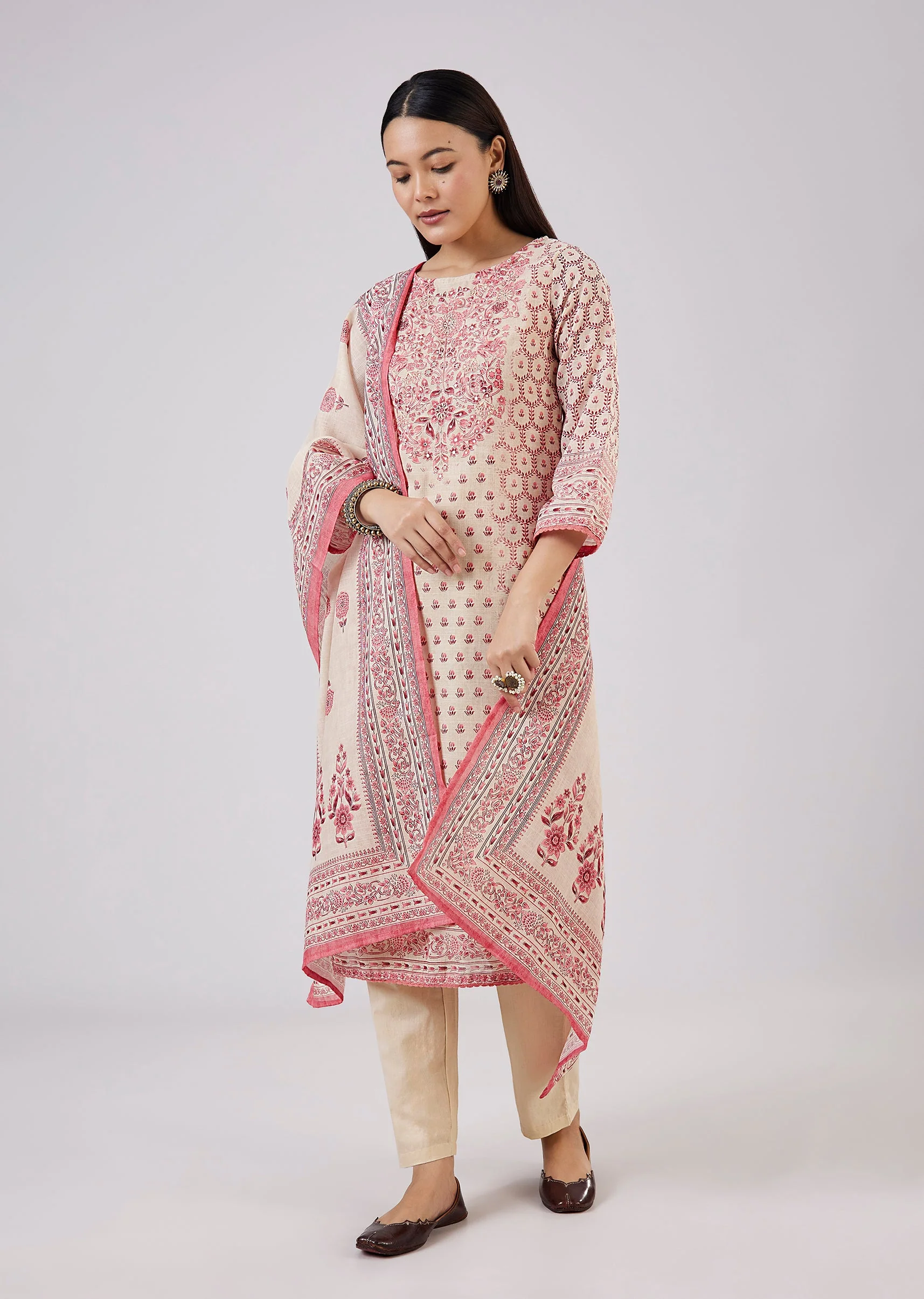 8145-pink-linen-kurta-set-with-sequins-detailing-1.webp Pink Linen Kurta Set With Sequins Detailing