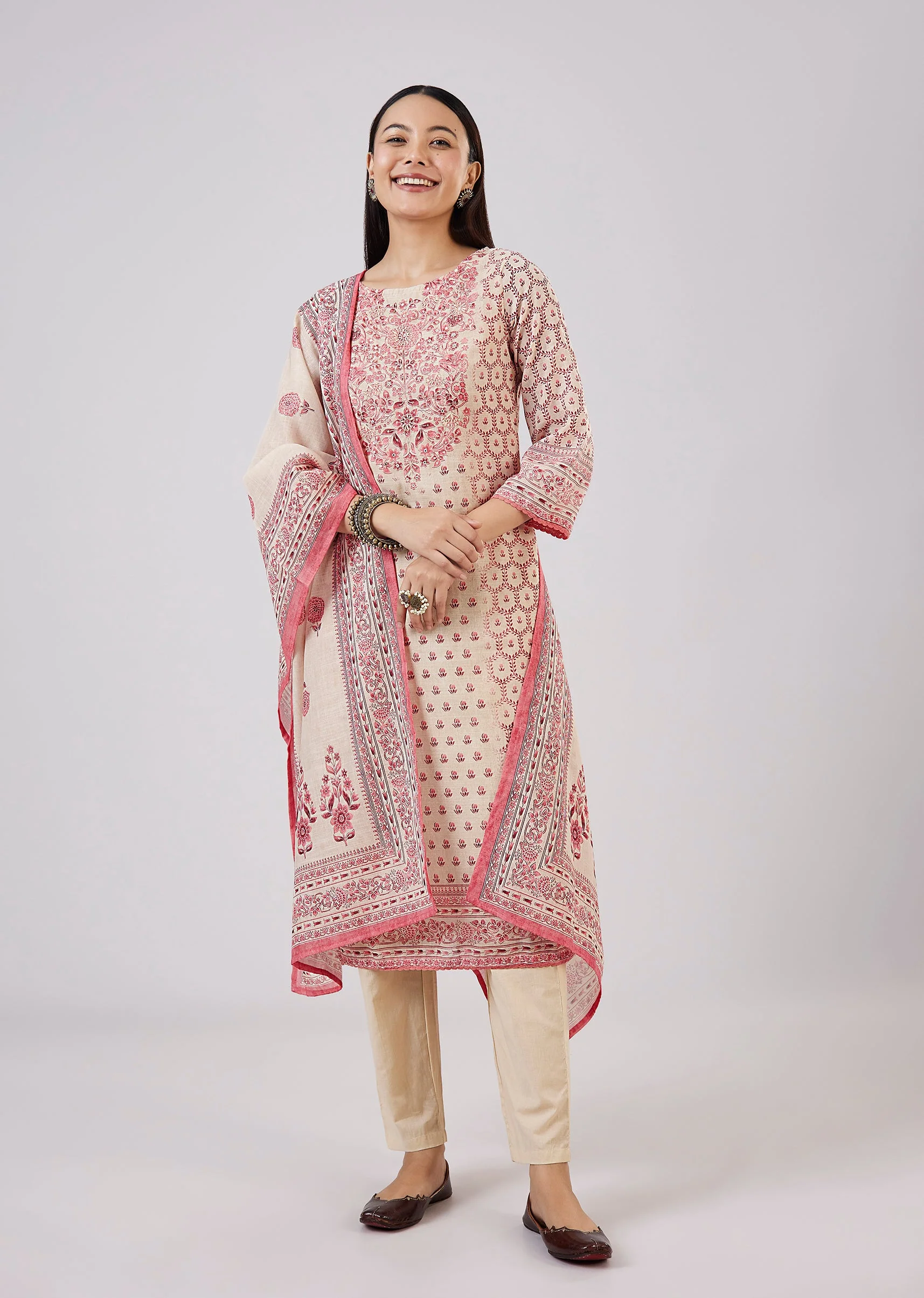Pink Linen Kurta Set With Sequins Detailing
