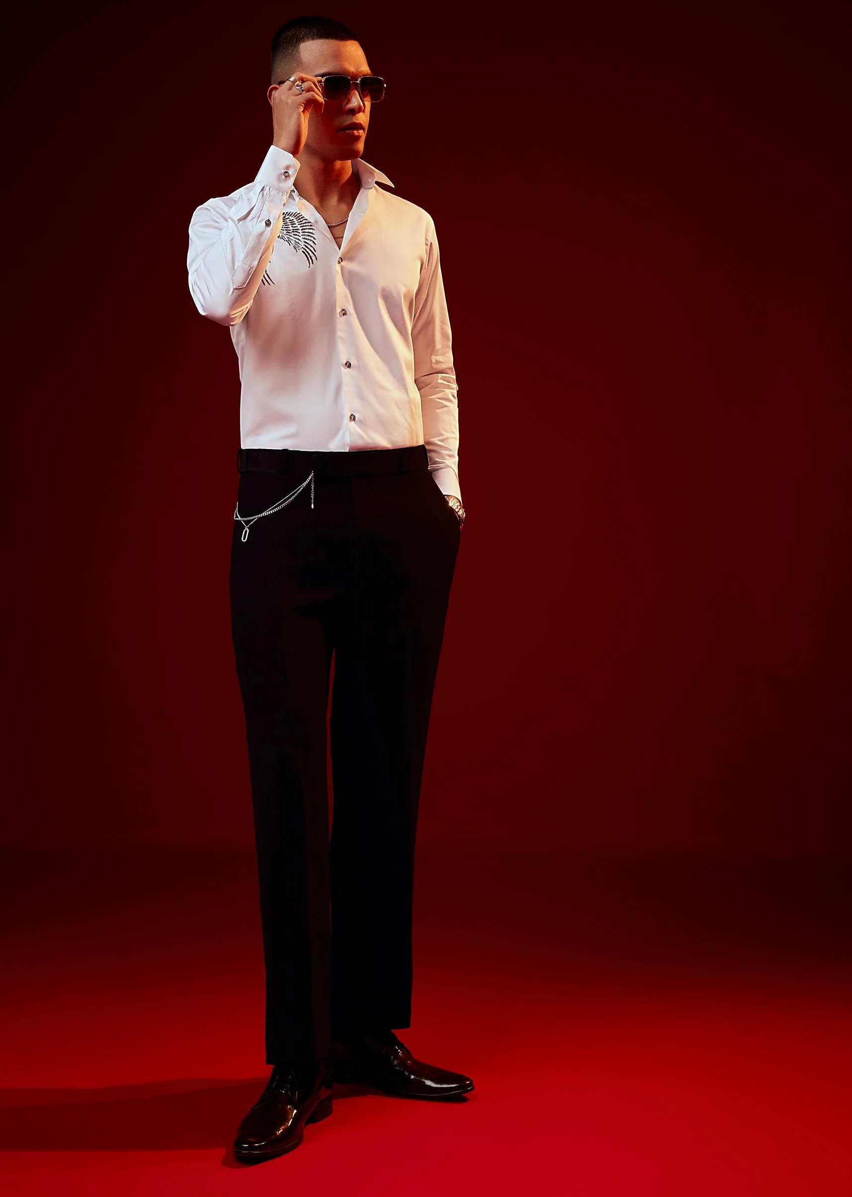 8398-white-bead-embroidered-mandarin-collar-shirt-1.webp White Bead Embroidered Mandarin Collar Shirt
