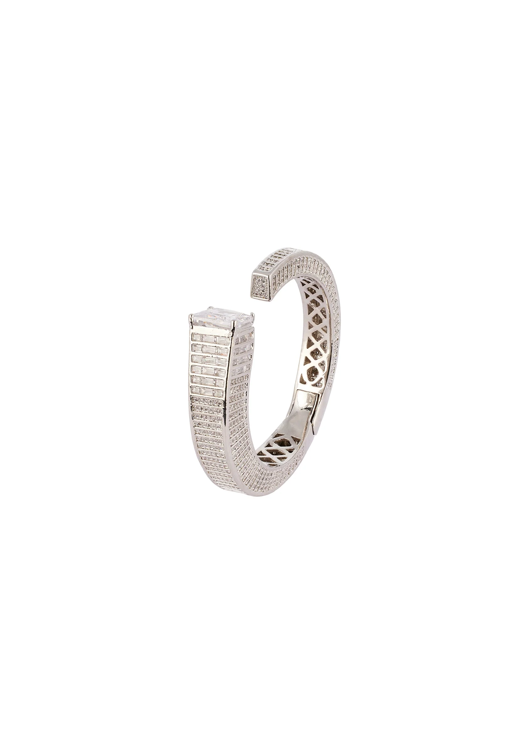 8473-silver-finish-bracelet-in-mix-metal-with-bold-architectural-style-and-white-cubic-zirconia-accents-1.webp Silver Finish Bracelet In Mix Metal With Bold Architectural Style And White Cubic Zirconia Accents