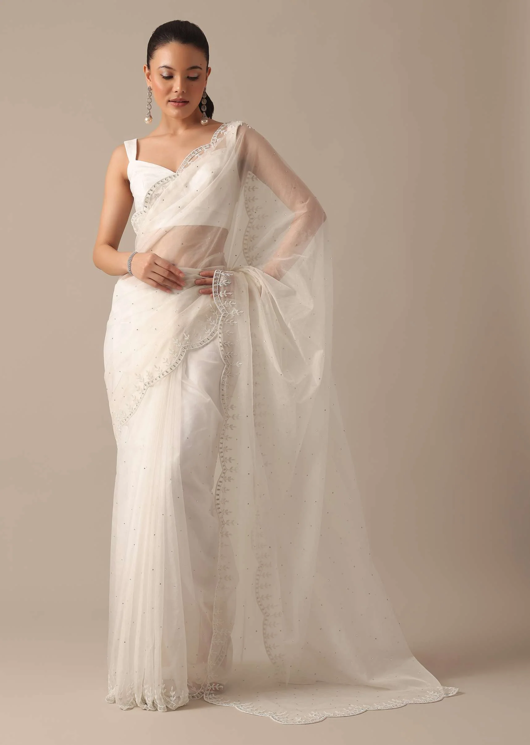 White Organza Saree With Unstitched Blouse Piece