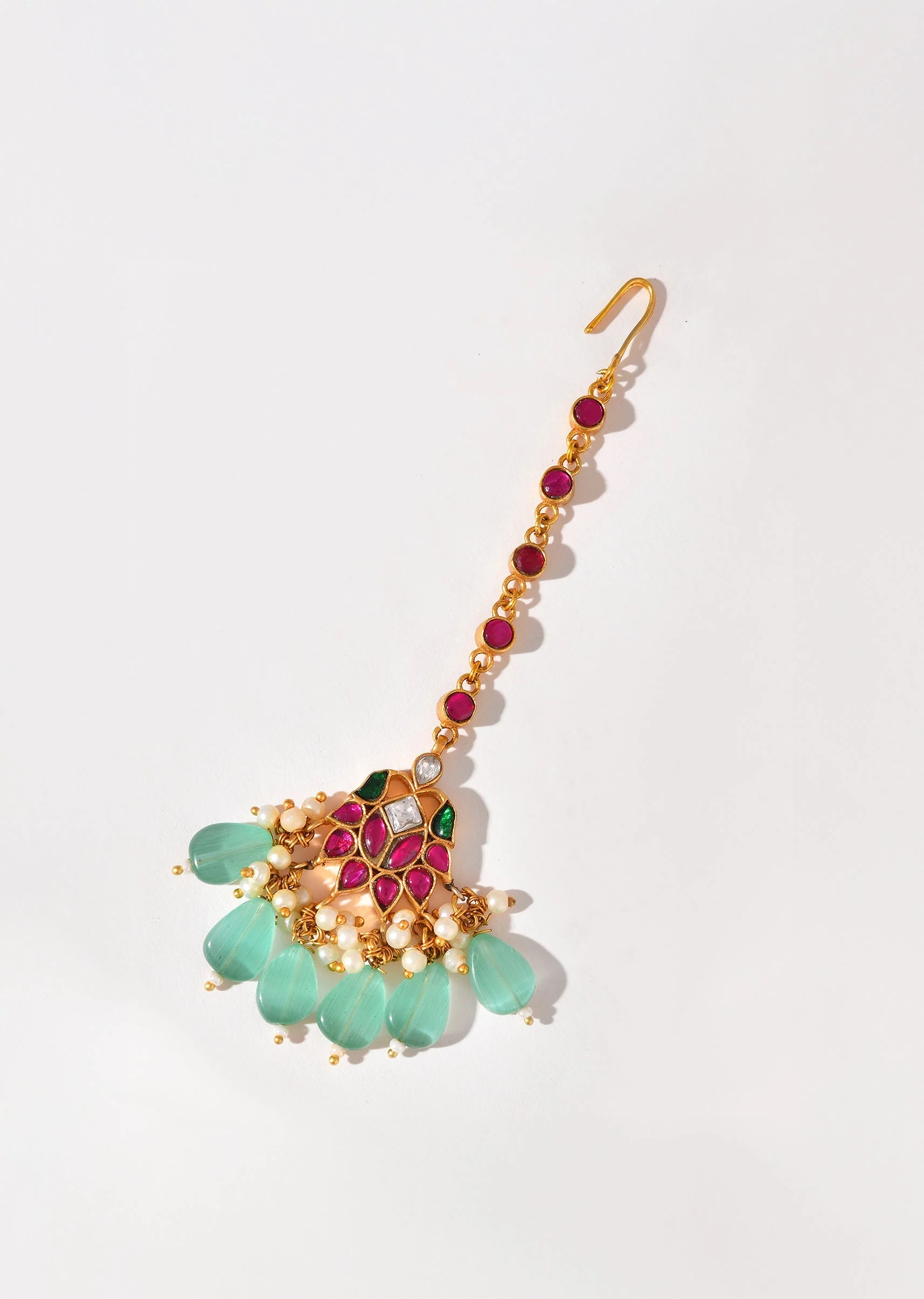 972-aqua-blue-kundan-maangtikka-with-bead-drops-2.webp Aqua Blue Kundan Maangtikka with Bead Drops
