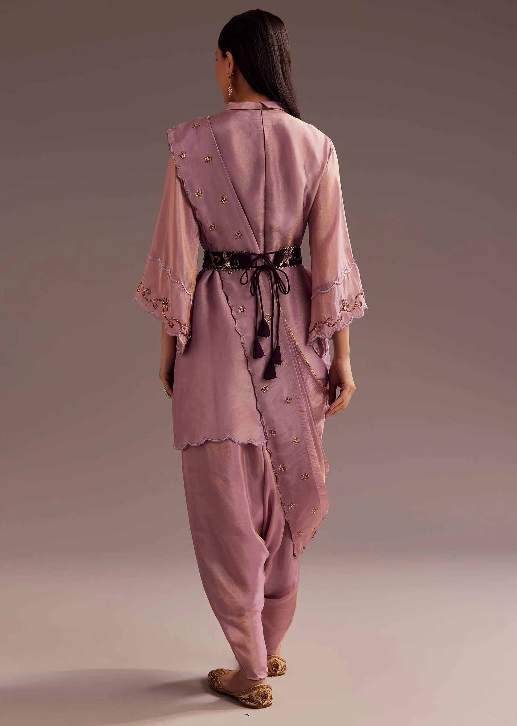 Lavender Zardosi Kurta With Embroidered Dupatta Belt