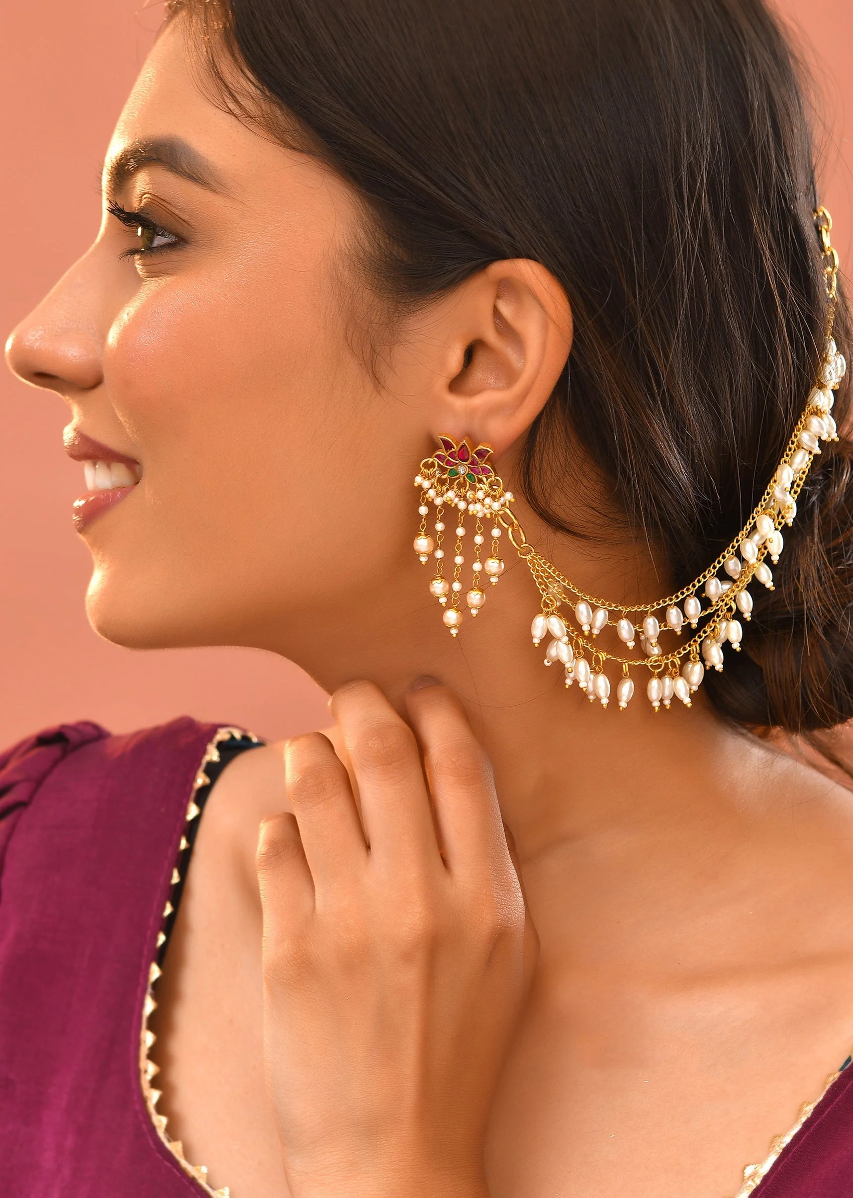 977-white-kundan-layered-bead-drop-earchain-set-1.webp White Kundan Layered Bead Drop Earchain Set