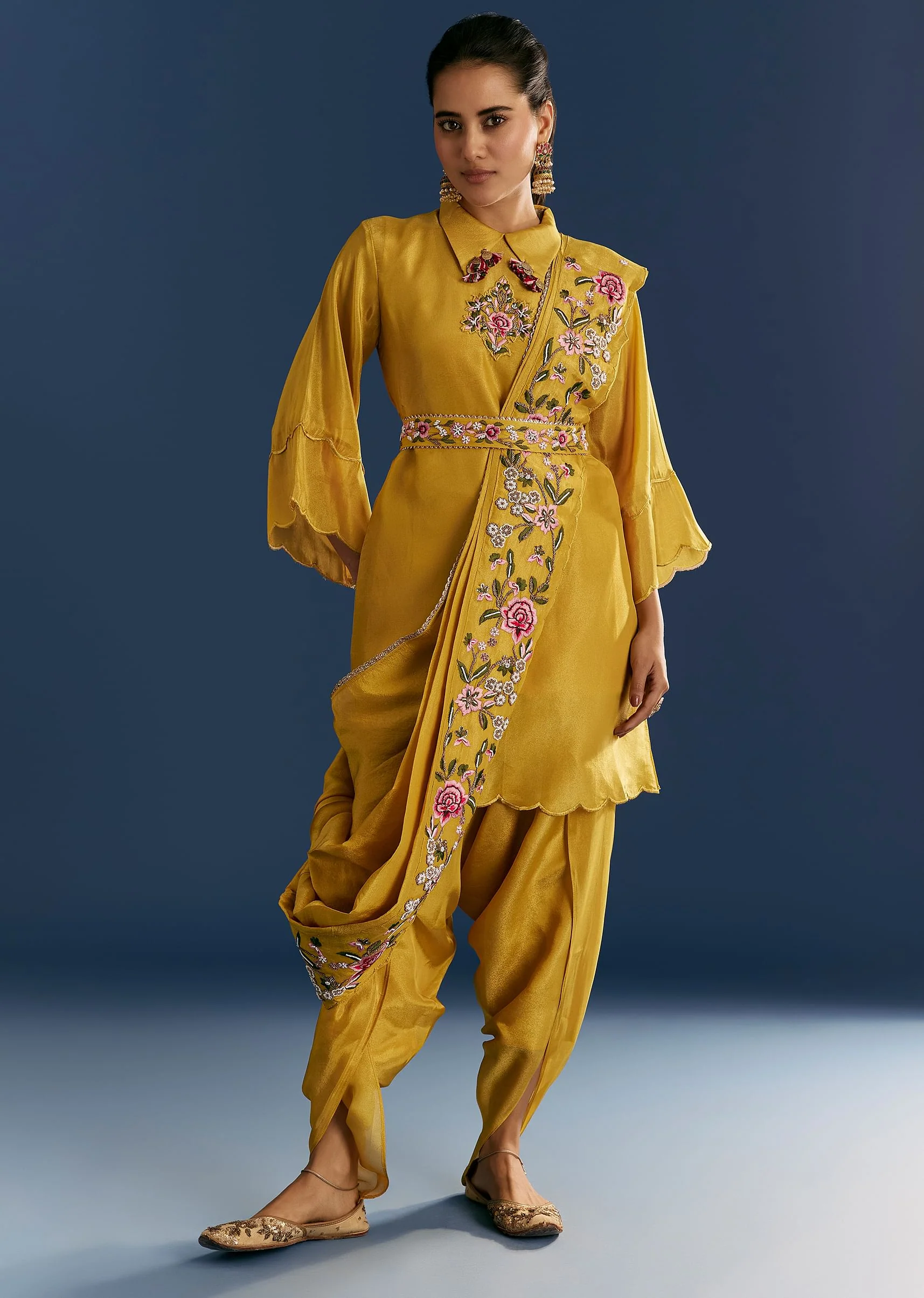 9841-us-0-us-0-variation-1.webp Yellow Resham Embroidered Kurta Dhoti Set With Draped Dupatta And Belt