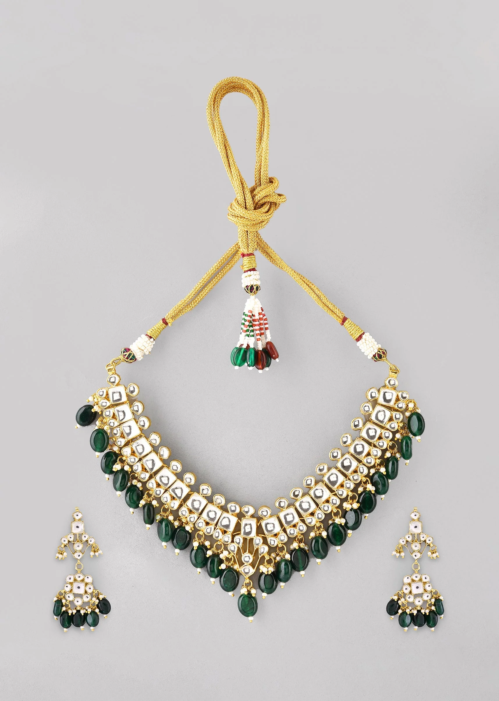 990-emerald-green-white-necklace-set-with-pachi-kundan-2.webp Emerald Green White Necklace Set With Pachi Kundan